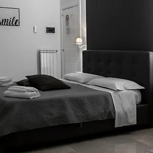 Aurora Luxury , Nápoles Itália