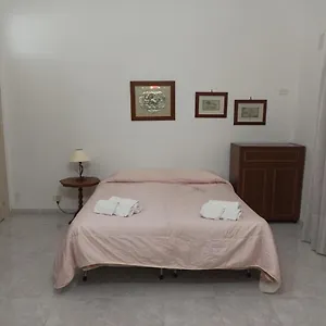 Apartment Alle Falde Di Erice